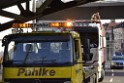 LKW blieb unter Bruecke haengen Koeln Deutz Opladenerstr Deutz Muelheimerstr P157